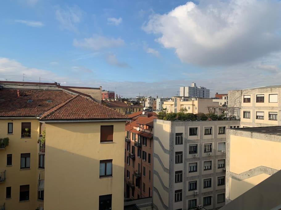 Milano Besana Rent House Appartement Buitenkant foto