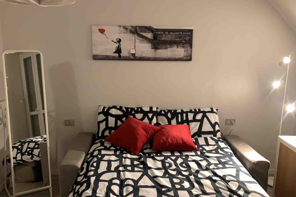 Milano Besana Rent House Appartement Buitenkant foto